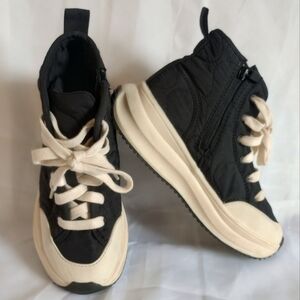 ZARA Kids Black & Cream Off White Nylon Zip & Tie High Top Sneakers Size 32 US 1